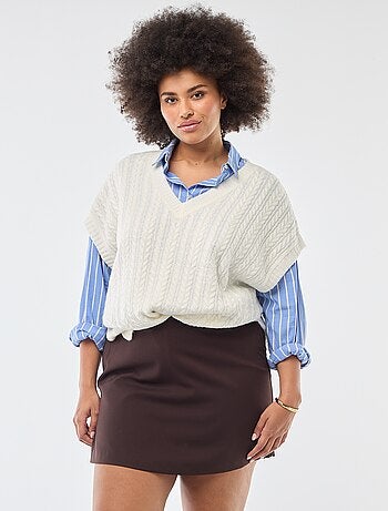 Pull sans manches en maille torsade grosse jauge