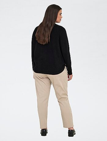 Pull uni boutonné
