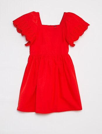 Robe à manches courtes avec broderies anglaises