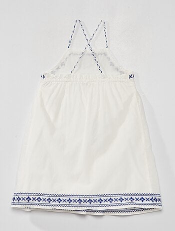 Robe corolle avec broderies