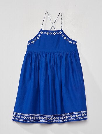 Robe corolle avec broderies