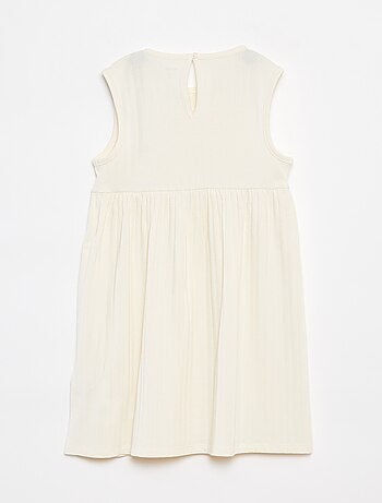 Robe côtelée et macramé sans manches