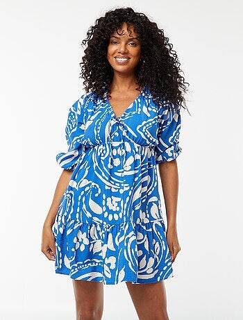 Robe courte à manches 3/4 et à motif