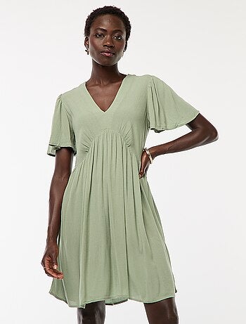 Robe courte à manches courtes avec base volantée