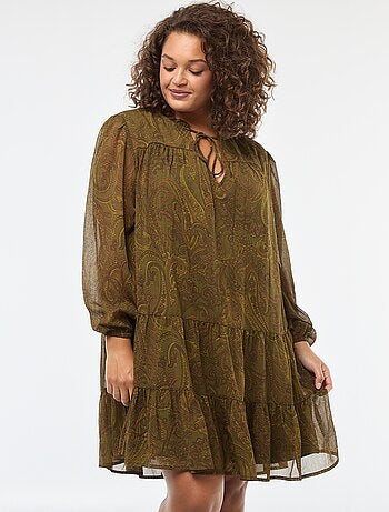 Robe courte à motif à manches longues