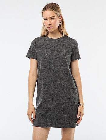 Robe courte en maille doudou côtelée