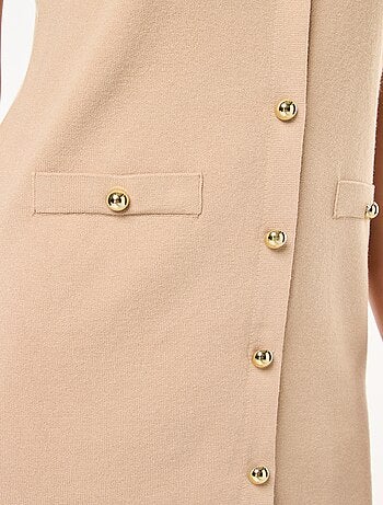 Robe courte en maille lourde boutonnée