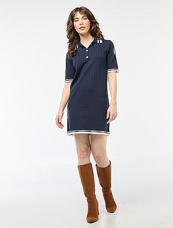 Robe courte en tricot