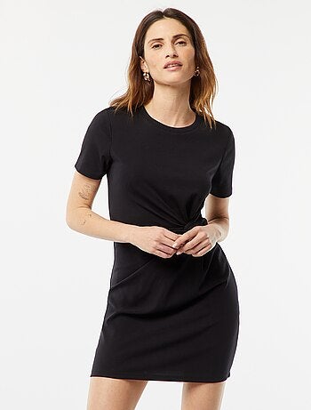 Robe courte manches courtes avec effet drapé