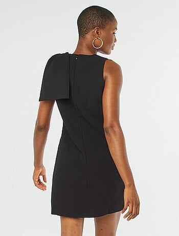 Robe courte sans manches avec nœud fantaisie