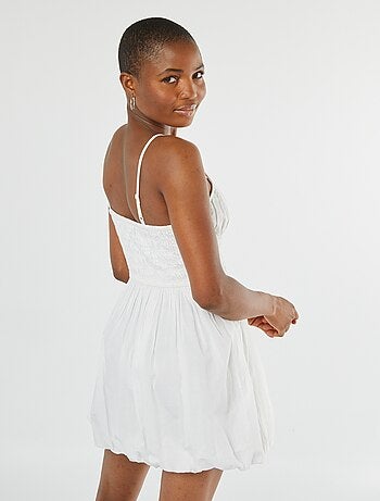 Robe courte smockée