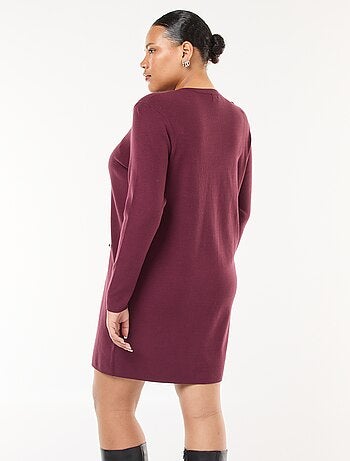 Robe courtes en maille fine col V et boutons dorés