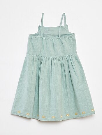 Robe en chaine et trame avec broderies