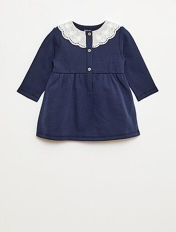 Robe en molleton avec col en voile de coton brodé