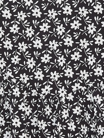 Robe fluide à fines bretelles et motif all over