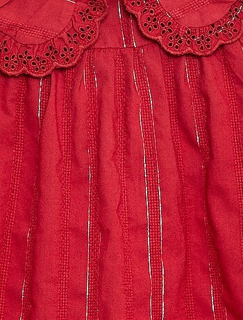 Robe légère avec fils brillants all over + col avec broderies