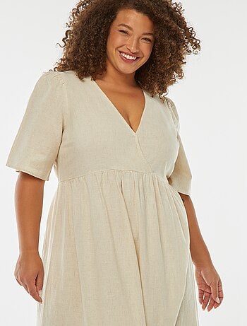 Robe longue à manches courtes et base à étage