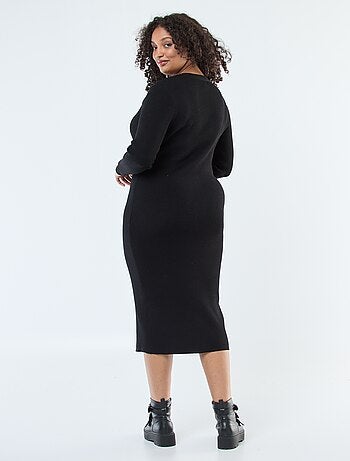 Robe longue côtelée avec boutonnage doré