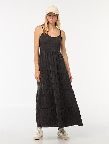 Robe longue gaufrée à étages