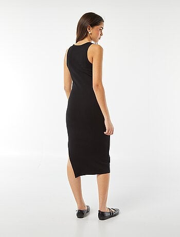 Robe longue moulante en maille côtelée sans manche moulante
