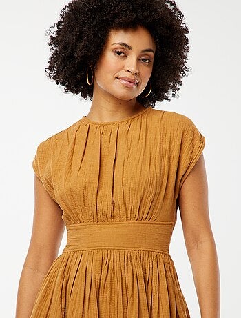 Robe longue sans manches