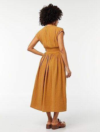 Robe longue sans manches