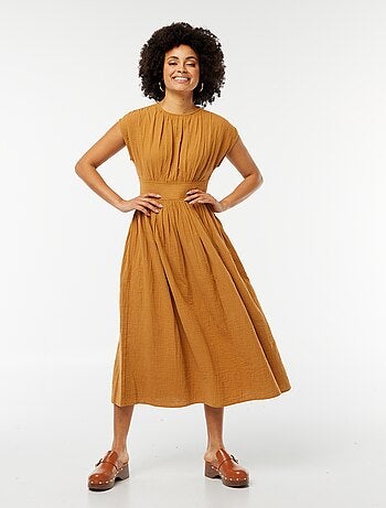 Robe longue sans manches