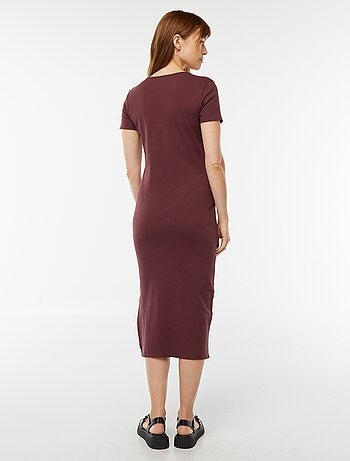 Robe midi à manches courtes avec fente