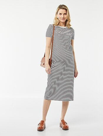 Robe midi de maternité avec coupe adaptée