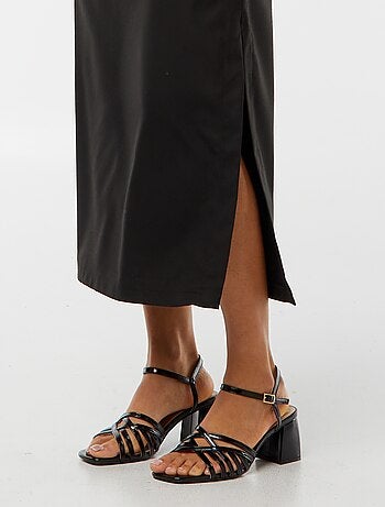 Robe midi effet twiste devant