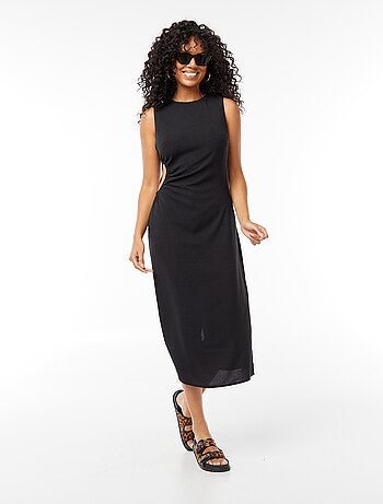 Robe midi sans manches ajourée sur le côté