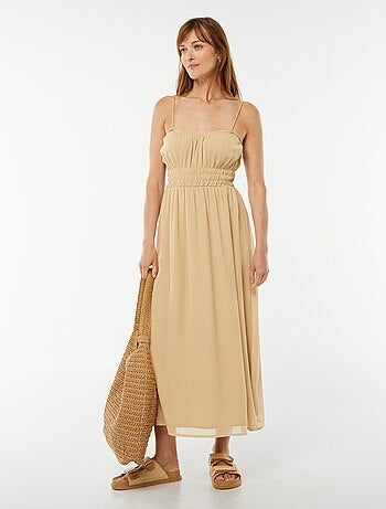 Robe midi smockée à fines bretelles