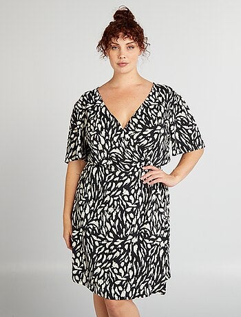Robe portefeuille crêpée à motif