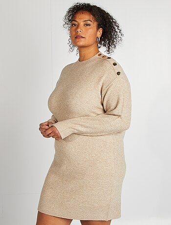 Robe pull avec boutons fantaisies