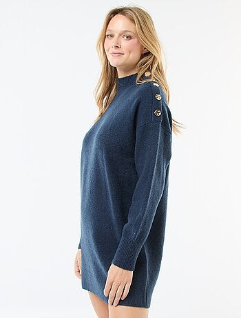 Robe pull avec boutons fantaisies