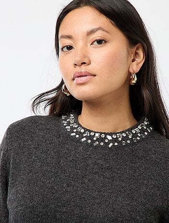 Robe pull courte avec col à strass