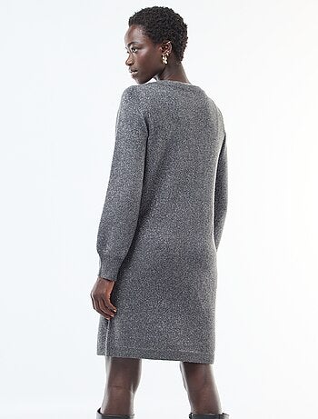 Robe pull courte brillante