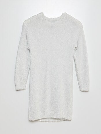 Robe pull en maille poilue