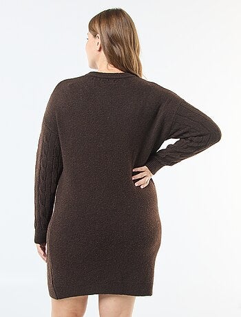 Robe pull en maille torsadée