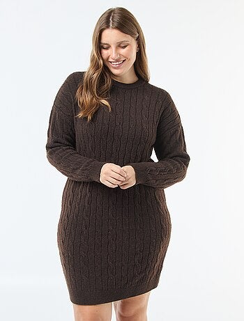 Robe pull en maille torsadée
