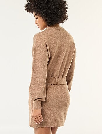 Robe pull manches longues avec ceinture