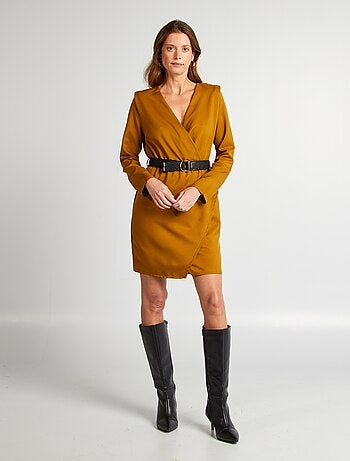 Robe satinée encolure cache-coeur