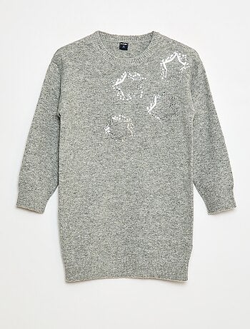Robe tricot avec étoiles en sequins
