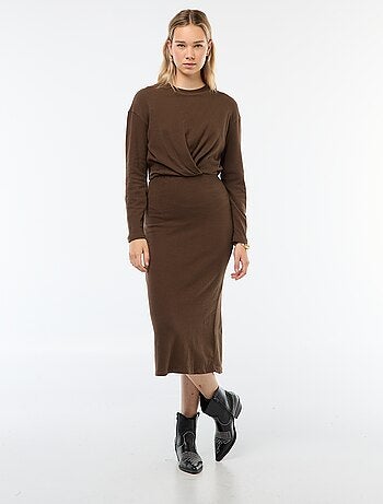 Robe unie coupe midi unie à manches longues