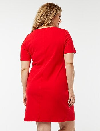 Robe unie drapée coupe courte