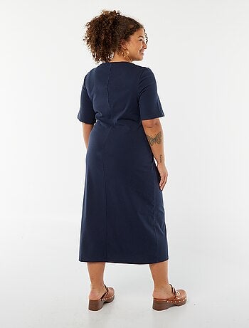 Robe unie drapée coupe midi