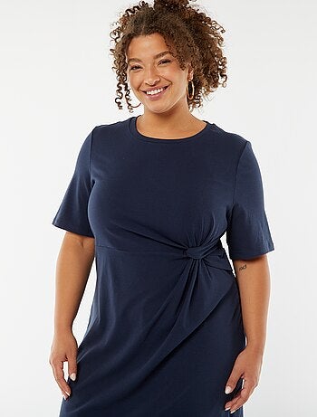 Robe unie drapée coupe midi