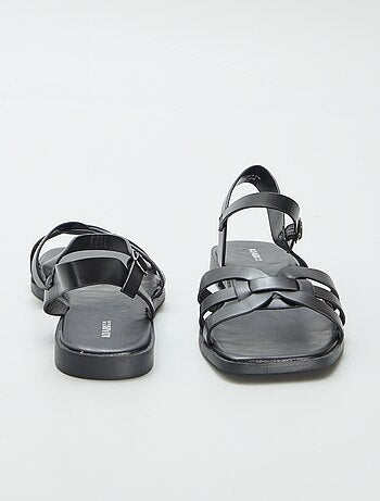 Sandales à lanière à boucle