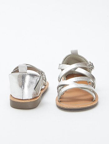 Sandales à multiples brides