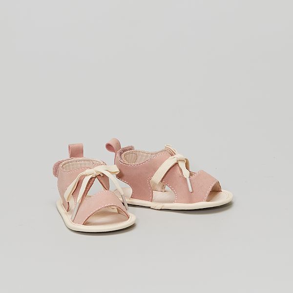 Sandales A Scratchs Bebe Fille Raye Rose Kiabi 6 00